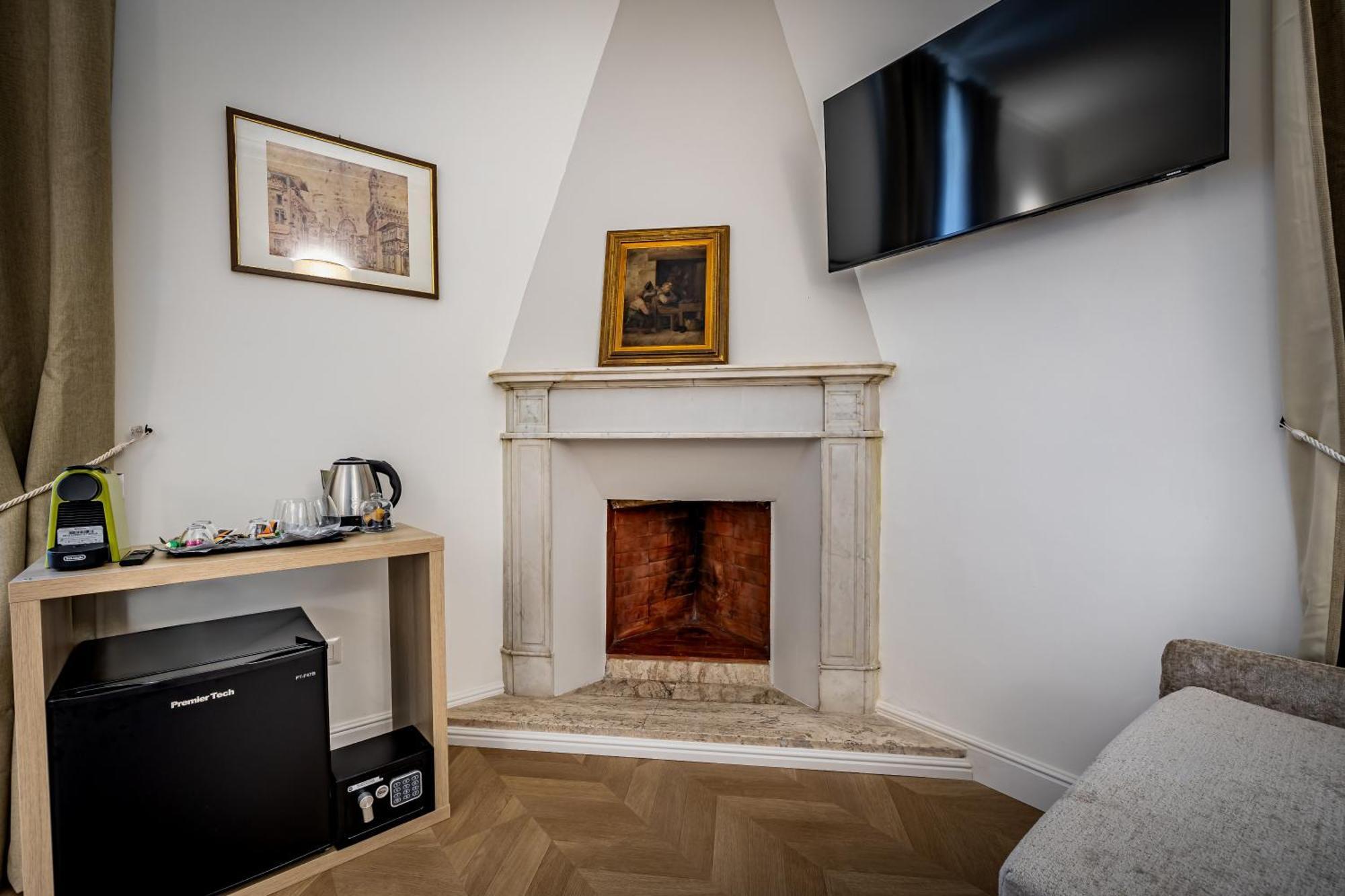 Hotel Residenza D'Epoca Poliziano Firenze Esterno foto